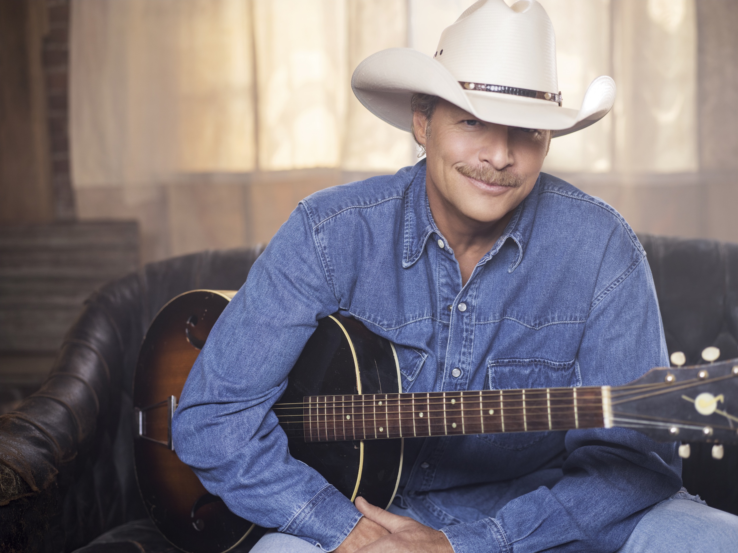 ALAN JACKSON CONTRIBUTES SONG TO DAUGHTER’S NEW BOOK.