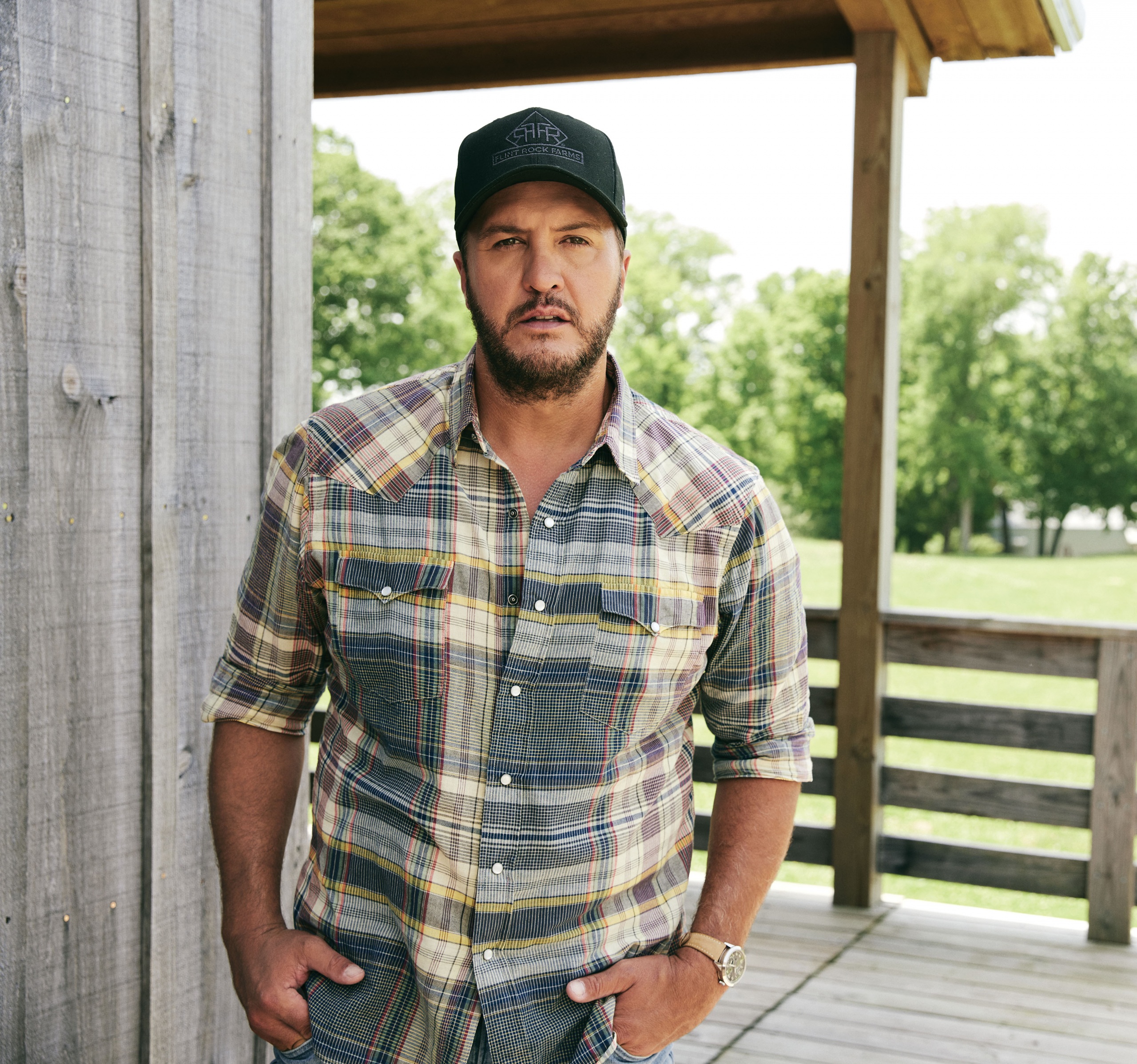 LUKE BRYAN PREMIERES BRAND NEW SINGLE, “COUNTRY ON,” AT COUNTRY RADIO.