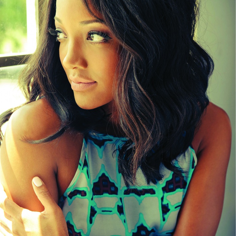 MICKEY GUYTON WILL JOIN BRAD PAISLEY ON TOUR THIS SUMMER.