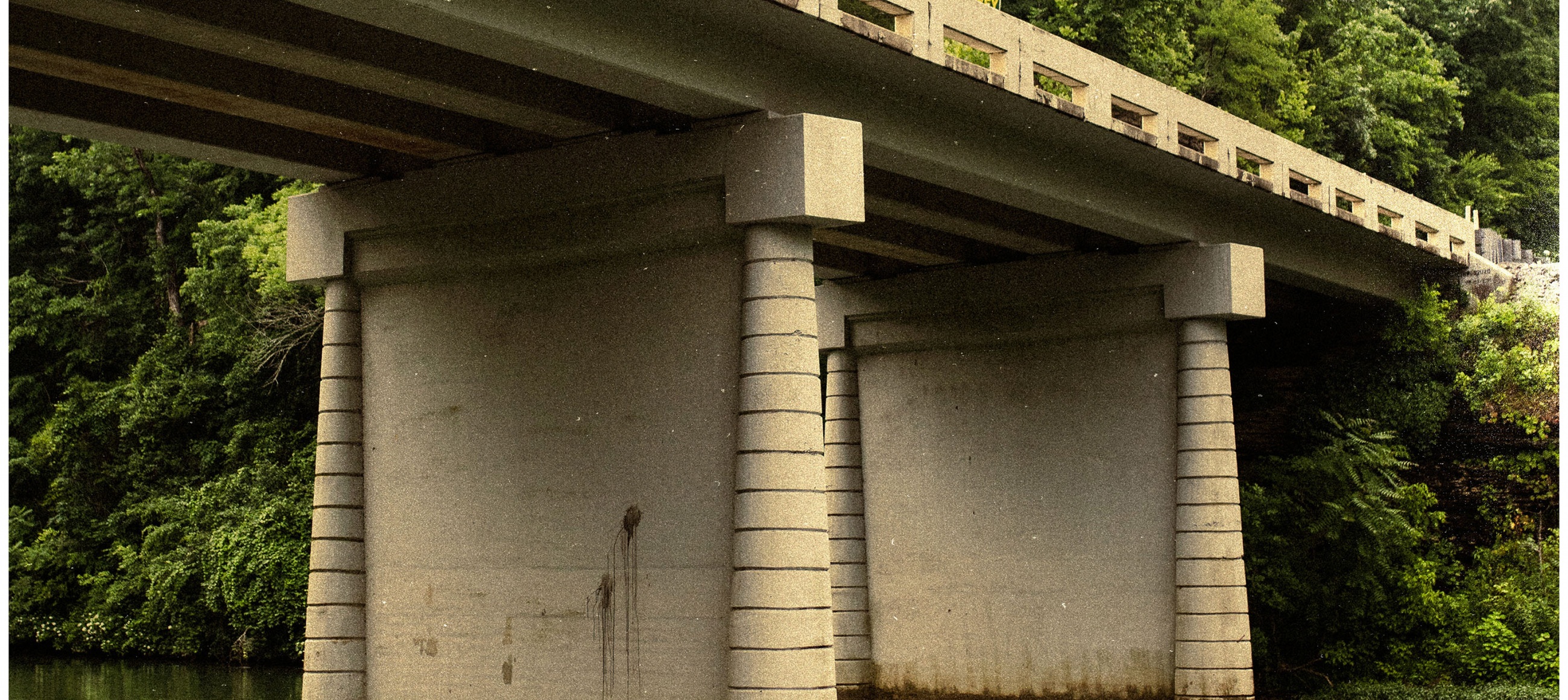 Sam Hunt Water Under The Bridge