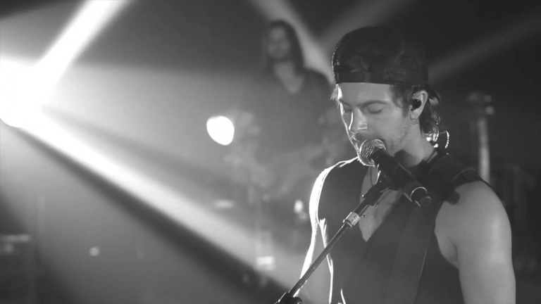 Kip Moore: ‘CMT on Tour: Up in Smoke̵...