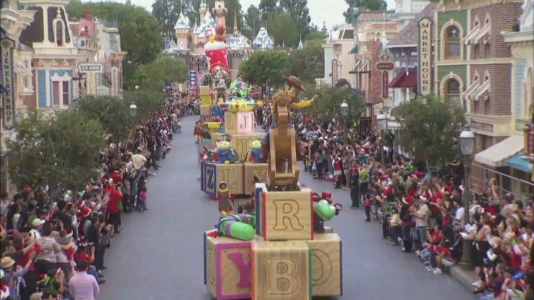 Darius on ABC’s 2010 Christmas Day Parade