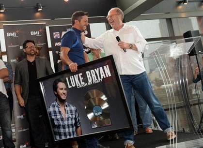 LUKE BRYAN EARNS HEAVY METAL FOR ‘CRASH MY PARTY.’ (PRESS RELEASE AND AUDIO)