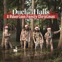 ‘A ROBERTSON FAMILY CHRISTMAS’ ALBUM FEATURES SPECIAL GUESTS, INCLUDING GEORGE STRAIT AND LUKE BRYAN. (AUDIO & VIDEO)