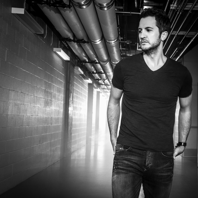 LUKE BRYAN LAUNCHES HIS KILL THE LIGHTS ALBUM RELEASE WEEK WITH A NO. 1 SONG AND SEVERAL MEDIA APPEARANCES.