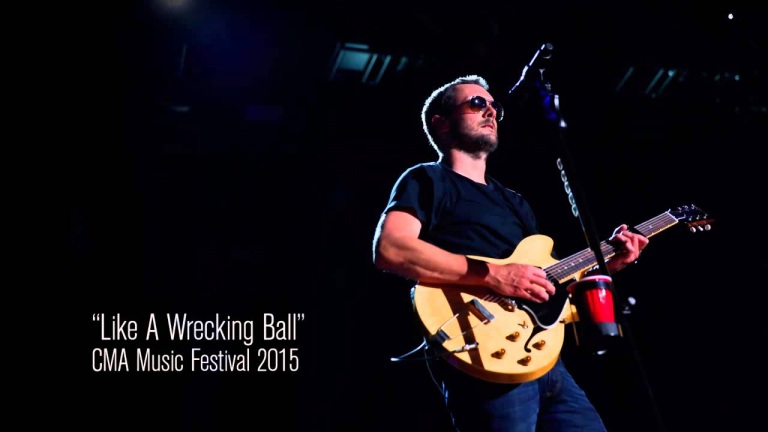 Eric Church – Like A Wrecking Ball at CMA fest 2015