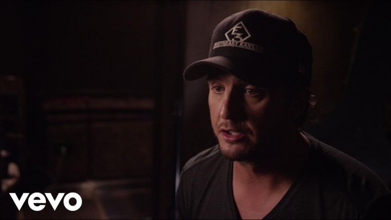 Luke Bryan – The Road To The Farm