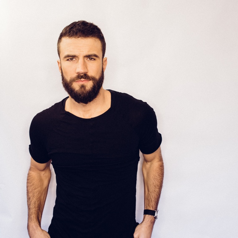 SAM HUNT HAS LEARNED TO PUT A LITTLE BALANCE IN HIS LIFE.