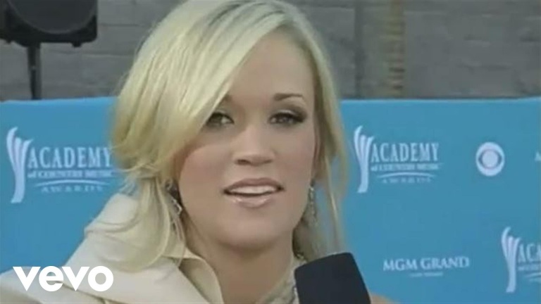 Carrie Underwood – 2010 Orange Carpet Interview (Academy of Country Music Awards)