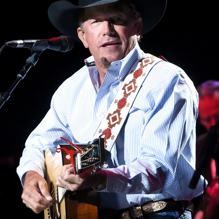 GEORGE STRAIT TO PLAY NOTRE DAME STADIUM AUGUST 15TH.