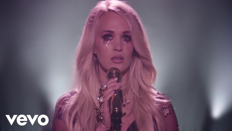 Carrie Underwood – Cry Pretty (Official Music Video)
