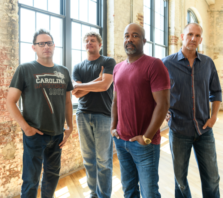 ANNOUNCING THE RETURN OF HOOTIEFEST: THE BIG SPLASH  AN ALL-INCLUSIVE CONCERT VACATION CURATED BY HOOTIE & THE BLOWFISH JANUARY 25-28, 2023.