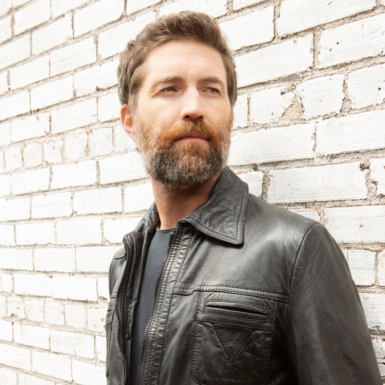 JOSH TURNER’S UPCOMING GREATEST HITS COLLECTION IS A MILESTONE FOR HIM.