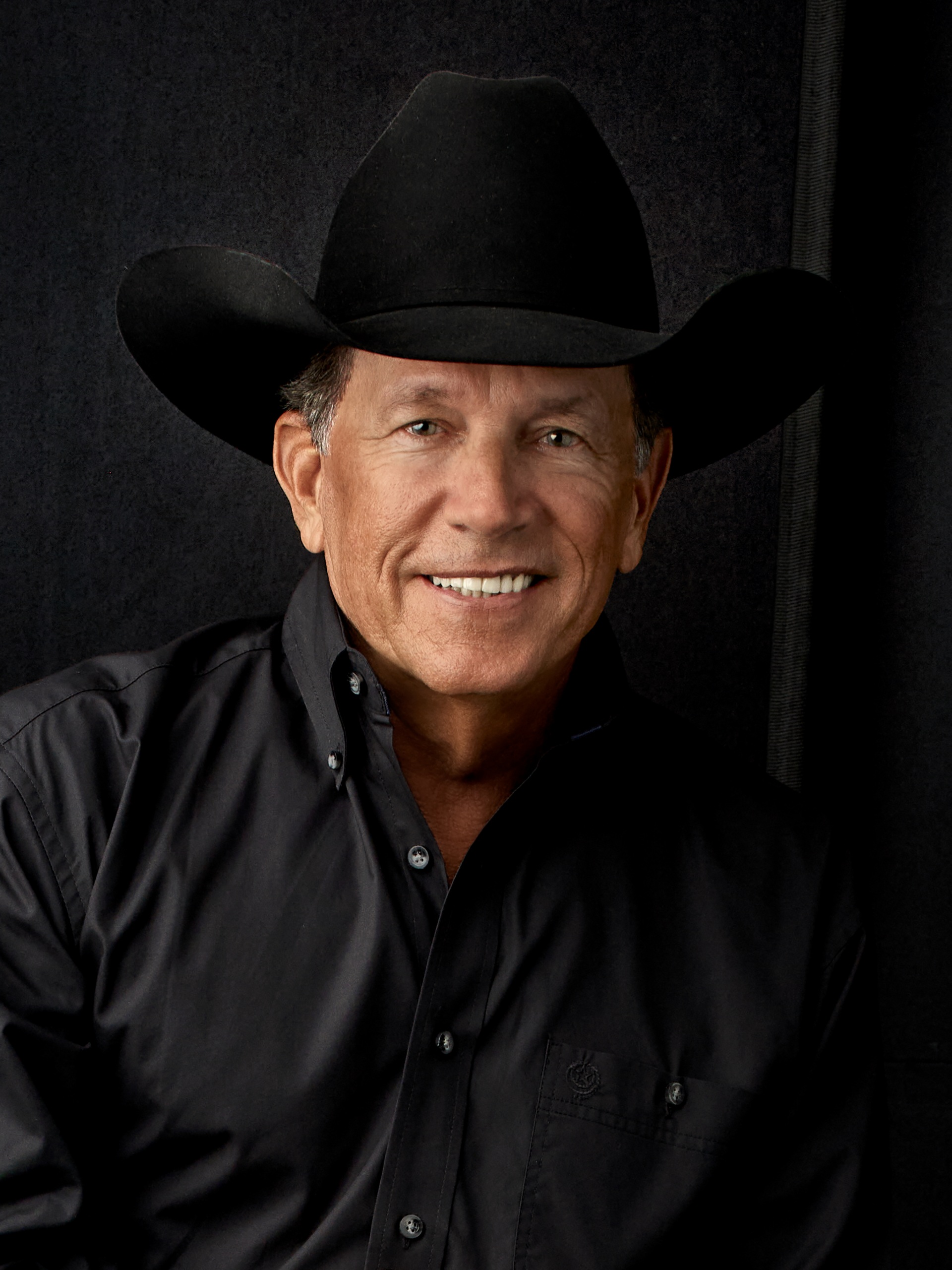 GEORGE STRAIT’S ‘THE KING AT KYLE FIELD’ ON TRACK TO SURPASS 2014 AT&T ATTENDANCE RECORD.