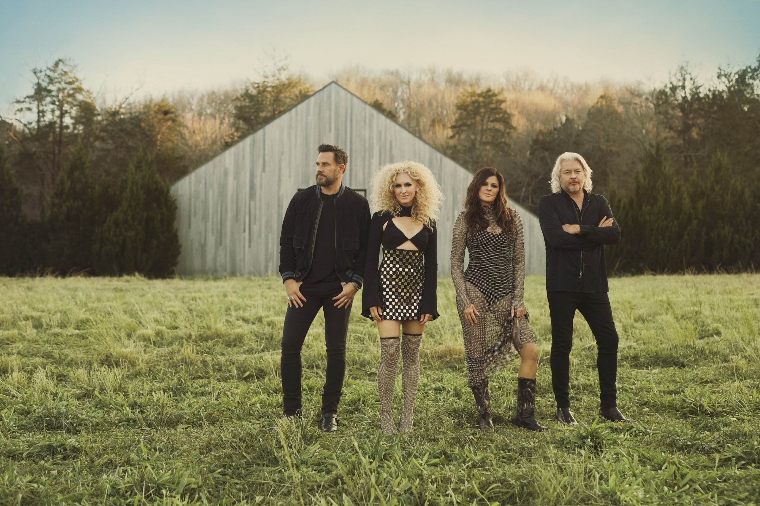 THE MEMBERS OF LITTLE BIG TOWN ARE EXCITED ABOUT HOSTING THE INAUGURAL PEOPLE’S CHOICE COUNTRY AWARDS.