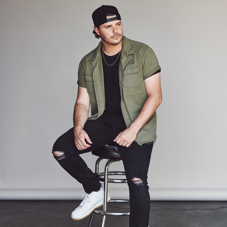 BREAKOUT COUNTRY HITMAKER JOSH ROSS RELEASES TWO-SONG PACK “SINGLE AGAIN” AND “TRUCK GIRL,” OUT NOW.